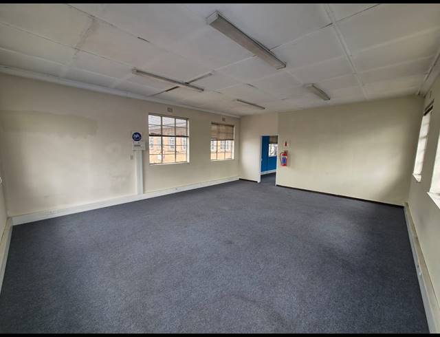 170M² WAREHOUSE TO LET IN WADEVILLE